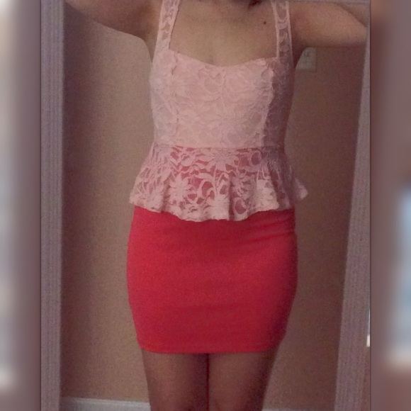 Party dress - Picture 2 of 2